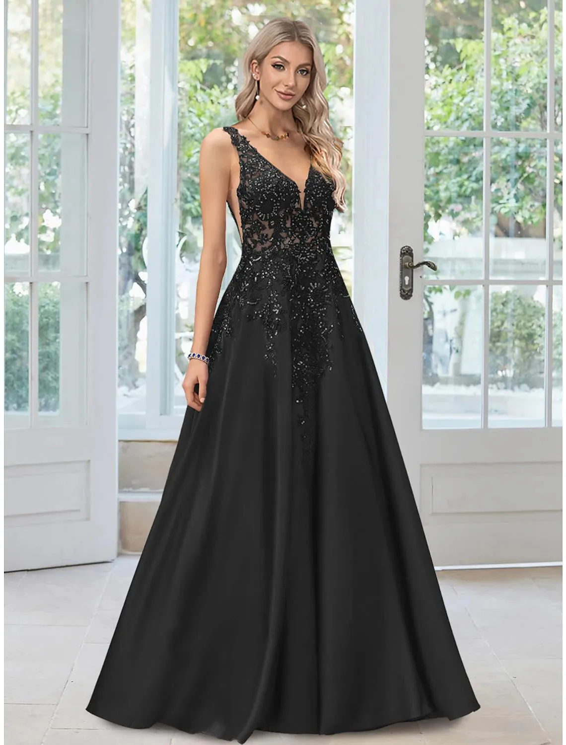 A-Line Evening Gown Floral Dress Formal Black Tie Floor Length Sleeveless V Neck Lace with Appliques