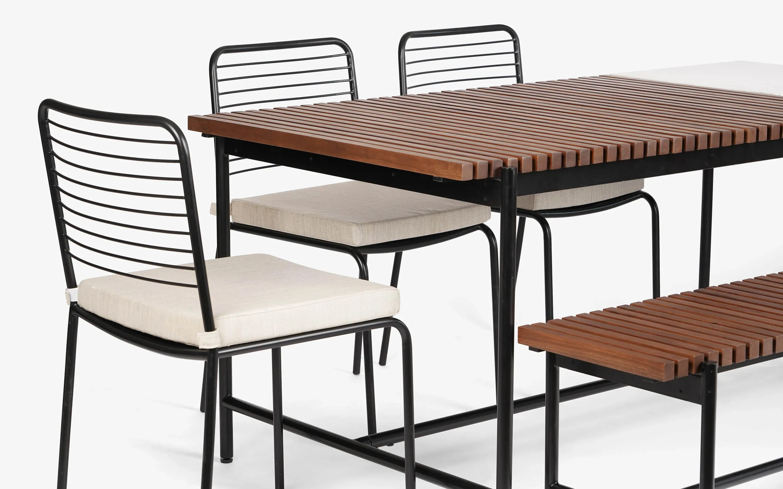 Covent Garden Outdoor Dining Table With 4 Chairs and Bench