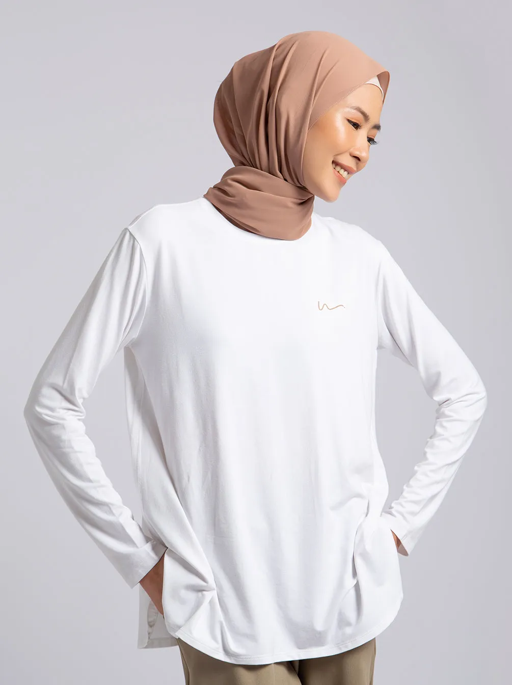 IZZY SPORT TOP OFF WHITE