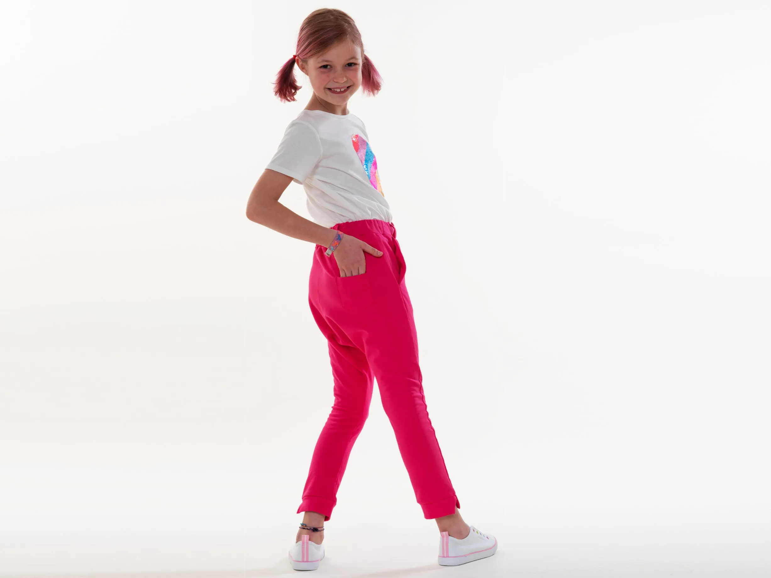 Schnittmuster Kinder Haremshose, Jogginghose DADO von Patternforkids